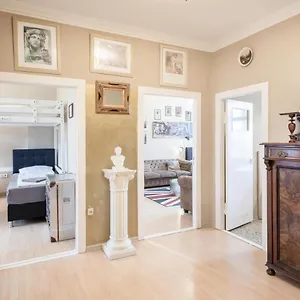 Apartament Ferienwohnungen Marquardt, Berlin